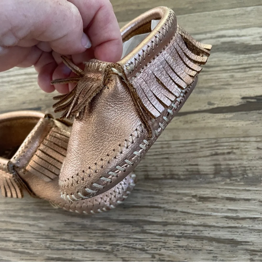 Minnetonka rose gold leather moccasins 3